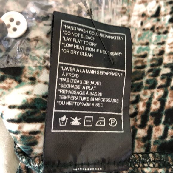 Cupcakes & Cashmere Jasper Wrap Blouse in Brown Snake Print NWT - Picture 10 of 12